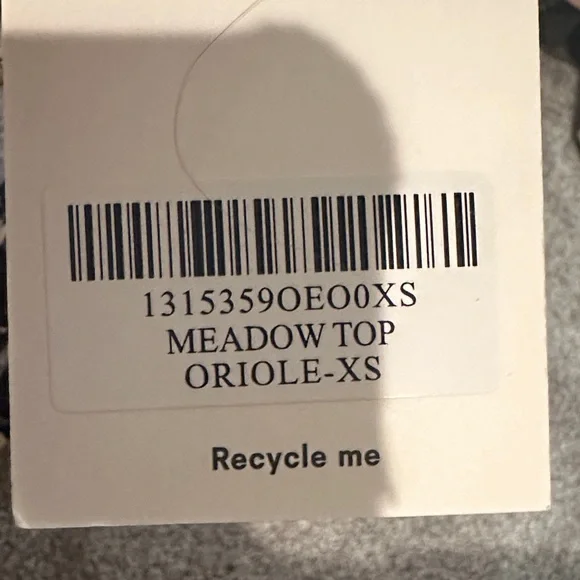 Reformation Meadow Top - Picture 5 of 5